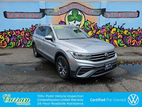 Certified 2023 Volkswagen Tiguan SE w/ Panoramic Sunroof Package AWD/4WD image 1