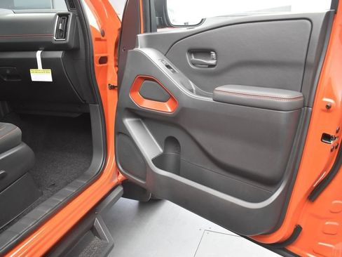 New 2026 Nissan Frontier PRO-4X w/ Pro-4x Convenience Package image 26