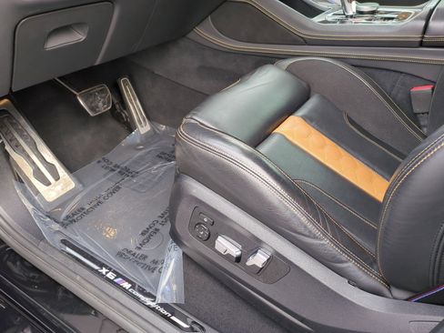 Used 2023 BMW X6 M Competition w/ Competition Package image 17