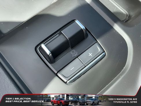 Used 2024 GMC Sierra 2500 Denali w/ Denali Reserve Package image 40