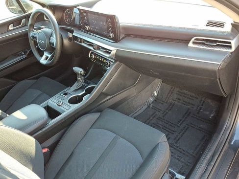 Used 2023 Kia K5 LXS image 32