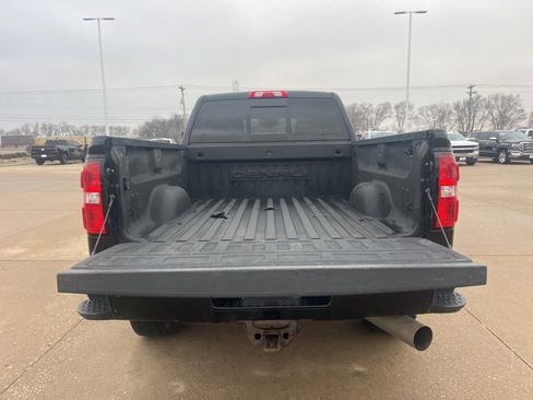 Used 2018 GMC Sierra 2500 Denali image 6