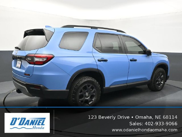 Used 2024 Honda Pilot TrailSport image 6