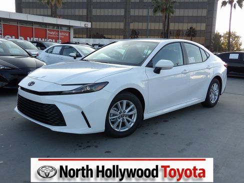 New 2026 Toyota Camry LE image 1