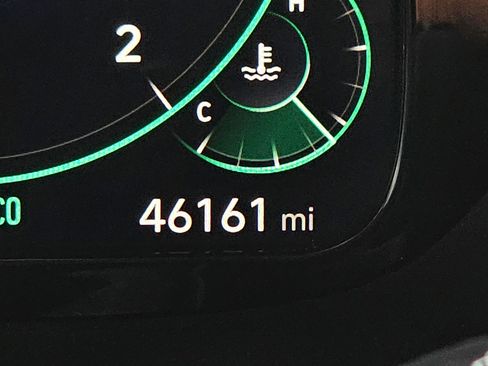 Used 2022 Hyundai Palisade Calligraphy image 24