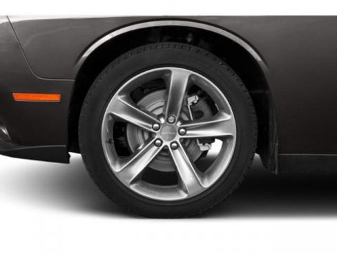 Used 2015 Dodge Challenger R/T w/ Quick Order Package 22B R/T image 25