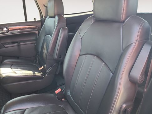 Used 2017 Buick Enclave Leather image 22