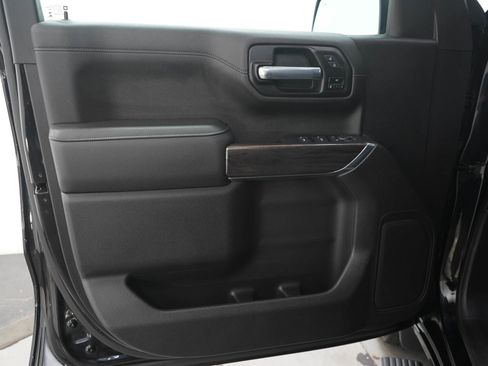 Used 2021 Chevrolet Silverado 1500 LTZ AWD/4WD image 21