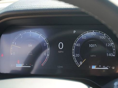 New 2025 Jeep Grand Cherokee L Limited w/ Luxury Tech Group II RWD image 33