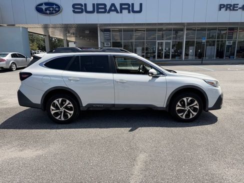 Used 2020 Subaru Outback Limited w/ Popular Package #2 AWD/4WD image 2