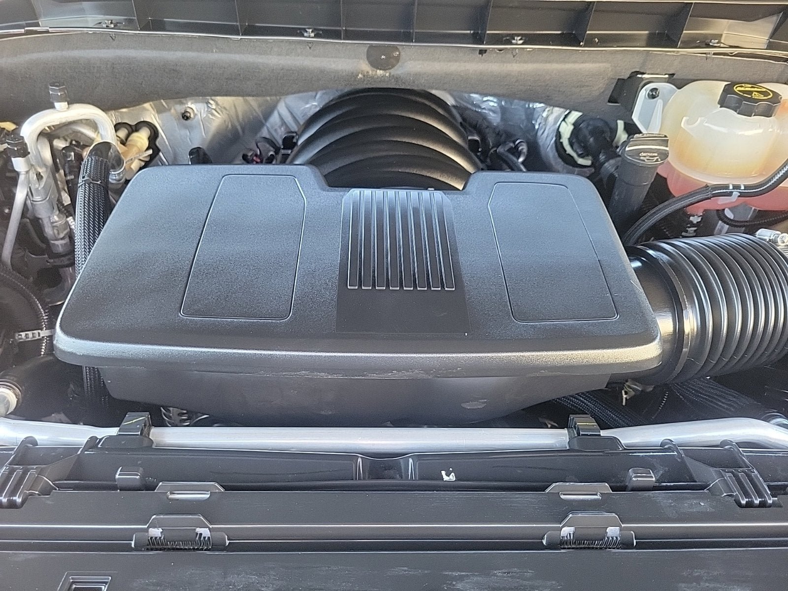 Certified 2024 GMC Yukon Denali w/ Advanced Technology Package RWD image 12