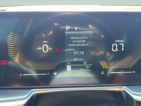 Used 2025 Kia Sorento S w/ Panoramic Sunroof Package FWD image 24