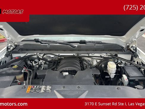 Used 2018 Chevrolet Silverado 1500 LT AWD/4WD image 14