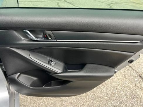 Used 2020 Honda Accord Sport image 20
