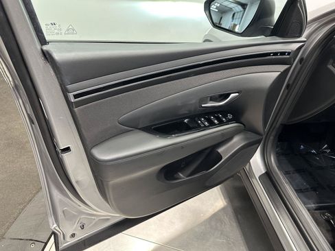 Certified 2023 Hyundai Tucson Limited AWD/4WD image 13