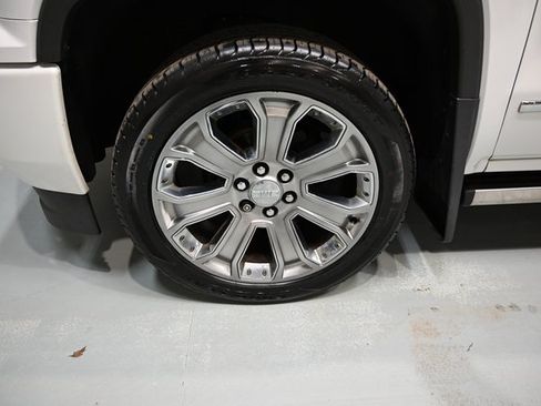 Used 2017 GMC Sierra 1500 Denali image 33