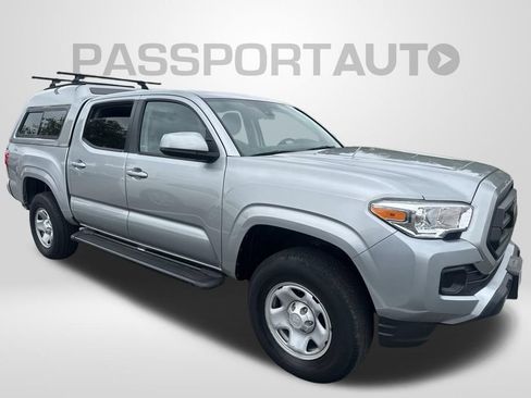 Used 2022 Toyota Tacoma SR w/ SR Convenience Package RWD image 2