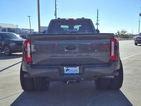 Used 2026 Ford F450 Lariat image 5