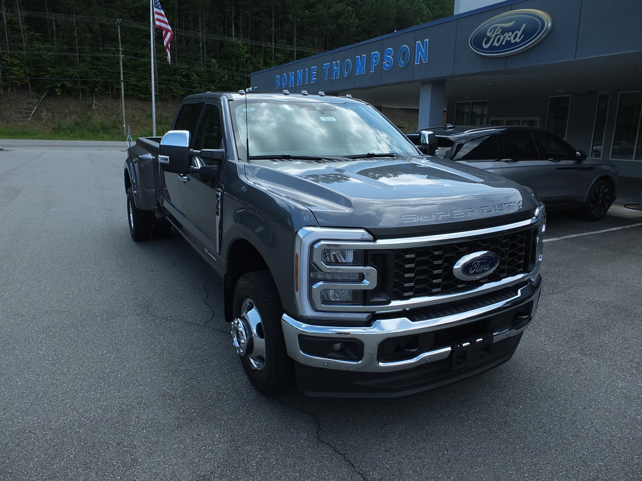 New 2026 Ford F350 Lariat w/ Lariat Ultimate Package AWD/4WD image 1