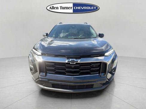 New 2026 Chevrolet Equinox ACTIV w/ Convenience Package III image 2