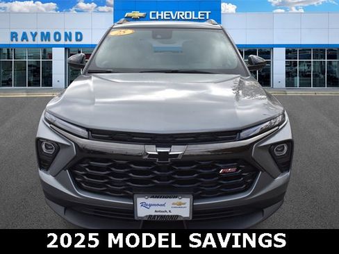 New 2025 Chevrolet TrailBlazer RS w/ Convenience Package image 8