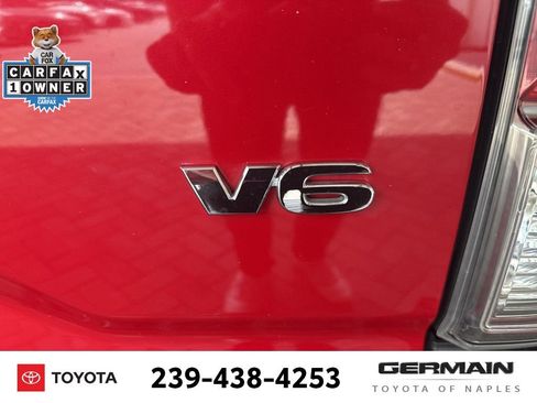 Used 2018 Toyota Tacoma Limited AWD/4WD image 11