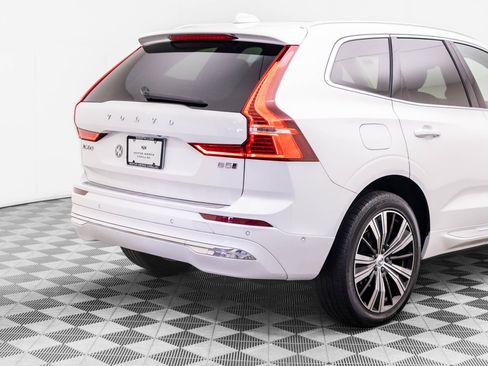 Used 2023 Volvo XC60 B5 Plus w/ Protection Package Premier AWD/4WD image 36