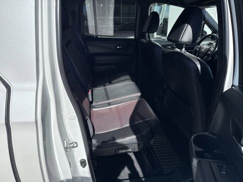 Used 2021 Honda Ridgeline Black Edition image 16