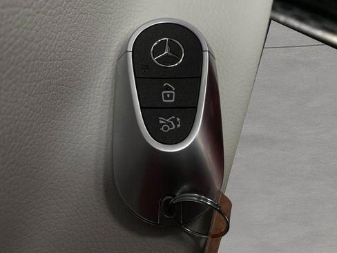 New 2026 Mercedes-Benz GLC 300 4MATIC image 31