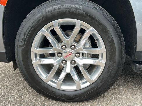 Used 2022 GMC Yukon SLT w/ SLT Luxury Package image 23