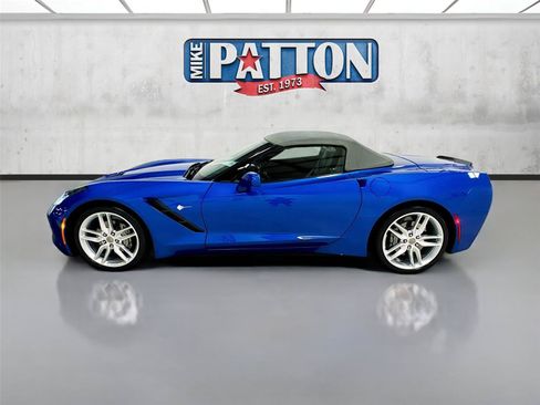 Used 2019 Chevrolet Corvette Stingray Convertible w/ 1LT RWD image 4
