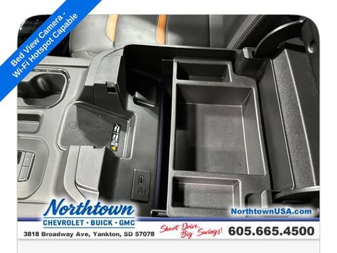 Used 2024 GMC Sierra 1500 AT4 w/ Technology Package AWD/4WD image 26