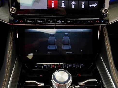 New 2025 Jeep Grand Wagoneer Series III w/ Rear Seat Video Group 1 image 29