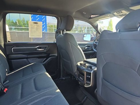 Used 2019 RAM 1500 Big Horn AWD/4WD image 11