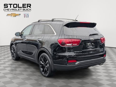 Used 2020 Kia Sorento S image 4