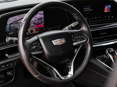 Used 2021 Cadillac Escalade ESV Sport w/ Driver Assist Tech Package AWD/4WD image 13