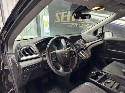 Used 2022 Honda Odyssey Touring image 5