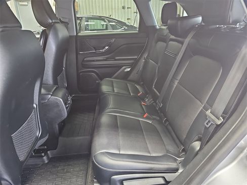 Used 2022 Lincoln Corsair AWD w/ Equipment Group 101A image 14