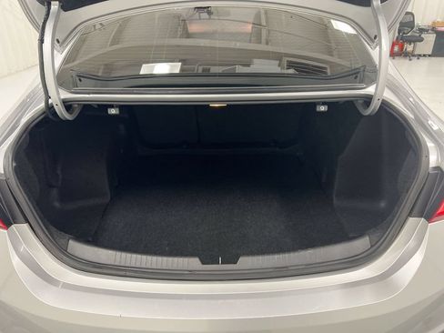 Used 2018 Chevrolet Malibu LT FWD image 23
