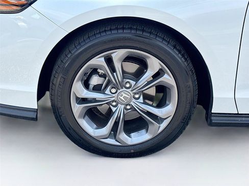 Used 2024 Honda Accord EX image 34
