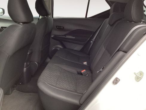 Used 2021 Nissan Kicks S image 25