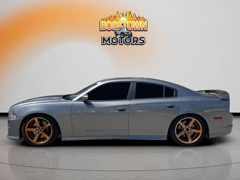 Used 2012 Dodge Charger SRT8 w/ Driver Confidence Group RWD image 2