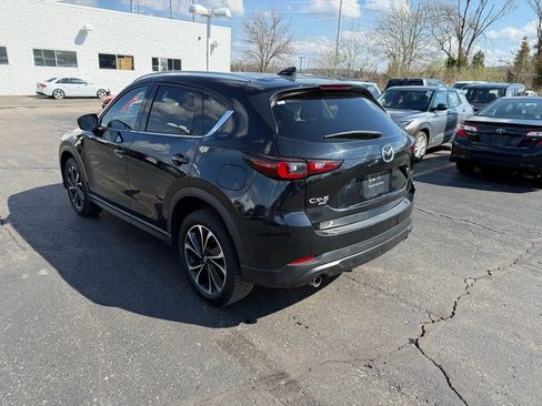 Used 2022 MAZDA CX-5 AWD 2.5 S w/ Premium Package image 2