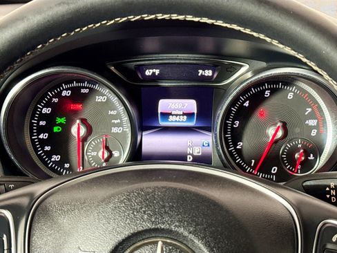 Used 2018 Mercedes-Benz GLA 250 4MATIC image 36