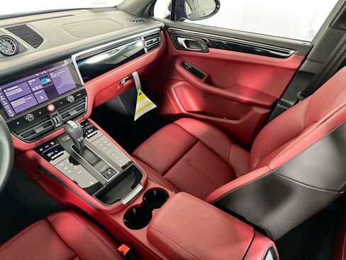 New 2025 Porsche Macan image 25