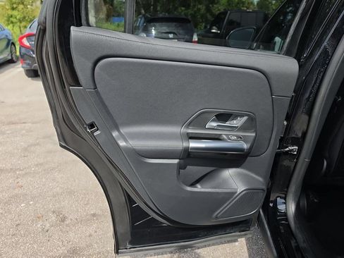 Used 2023 Mercedes-Benz GLA 250 image 28