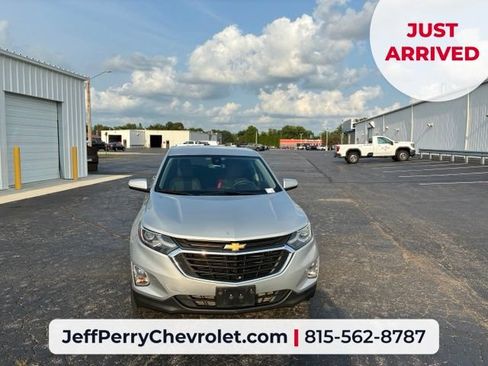 Used 2021 Chevrolet Equinox LT AWD/4WD image 3