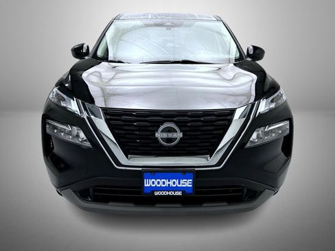 Used 2023 Nissan Rogue SV AWD/4WD image 2