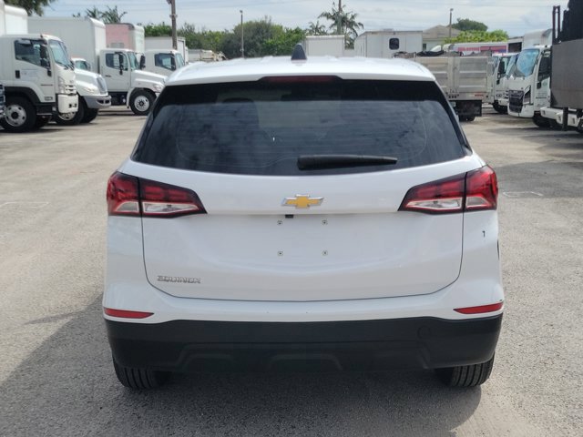 Used 2023 Chevrolet Equinox LS FWD image 4