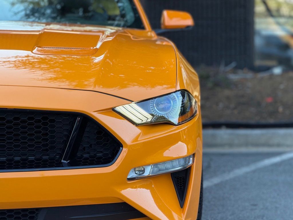 Used 2018 Ford Mustang GT Premium w/ Equipment Group 401A RWD image 5